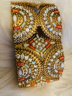 Luxurious Gold and Orange Beaded Stretch Bracelet Great Condition